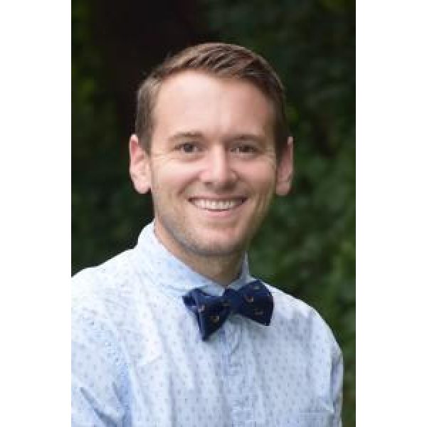 Photo of Peter Knapp Photo of Peter Knapp